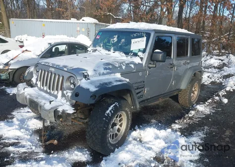 2013 Jeep Wrangler Unlimited Sport z USA, uszkodzony, nr VIN 1C4HJWDG5DL603945